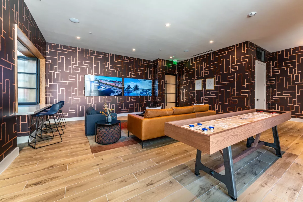 Ferro Lounge