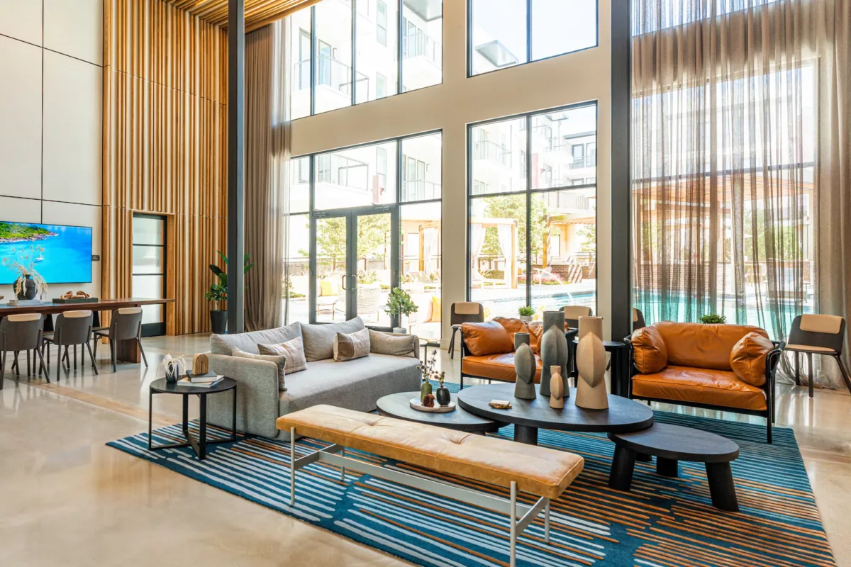 Ferro Lobby