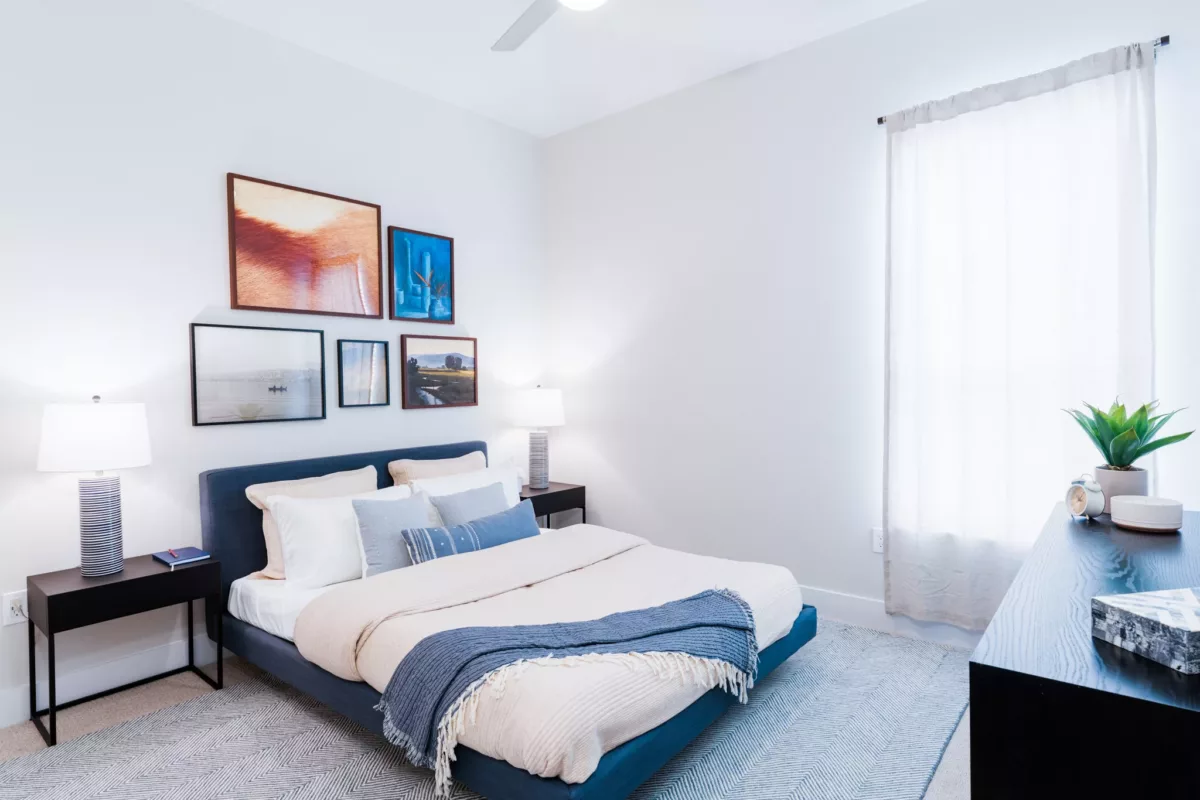 Ferro Bedroom